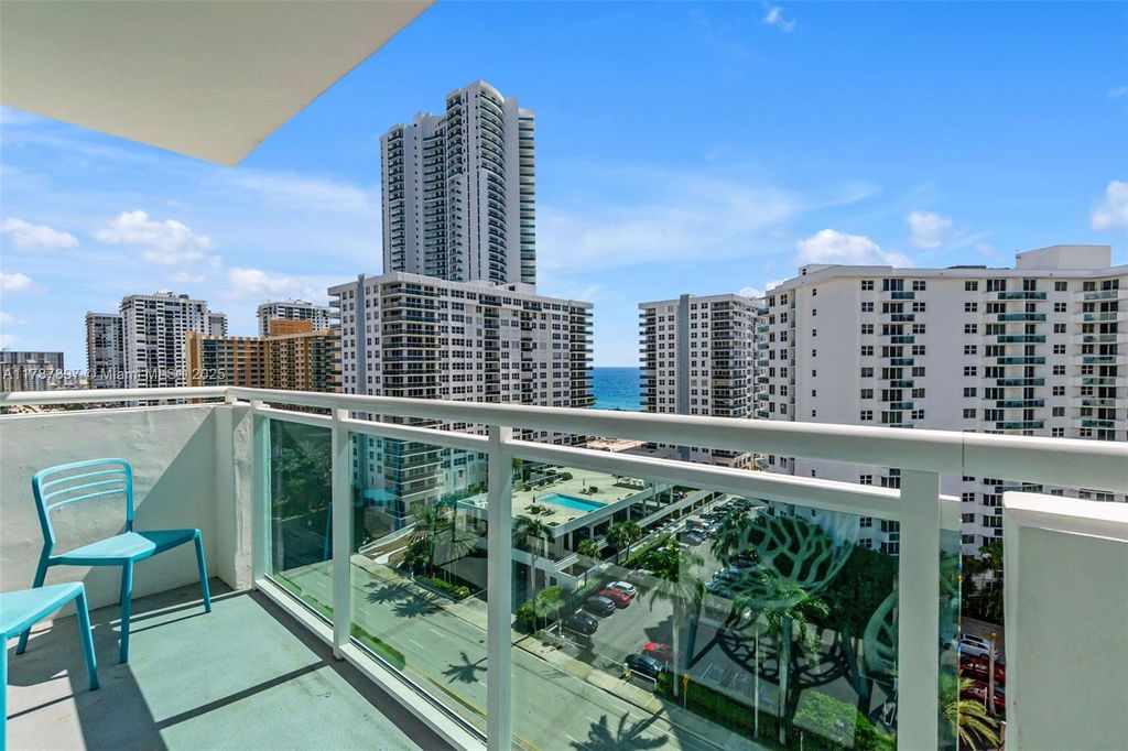 Photo of 3000 S Ocean Dr #1122, Hollywood, FL 33019 (MLS # A11787897)