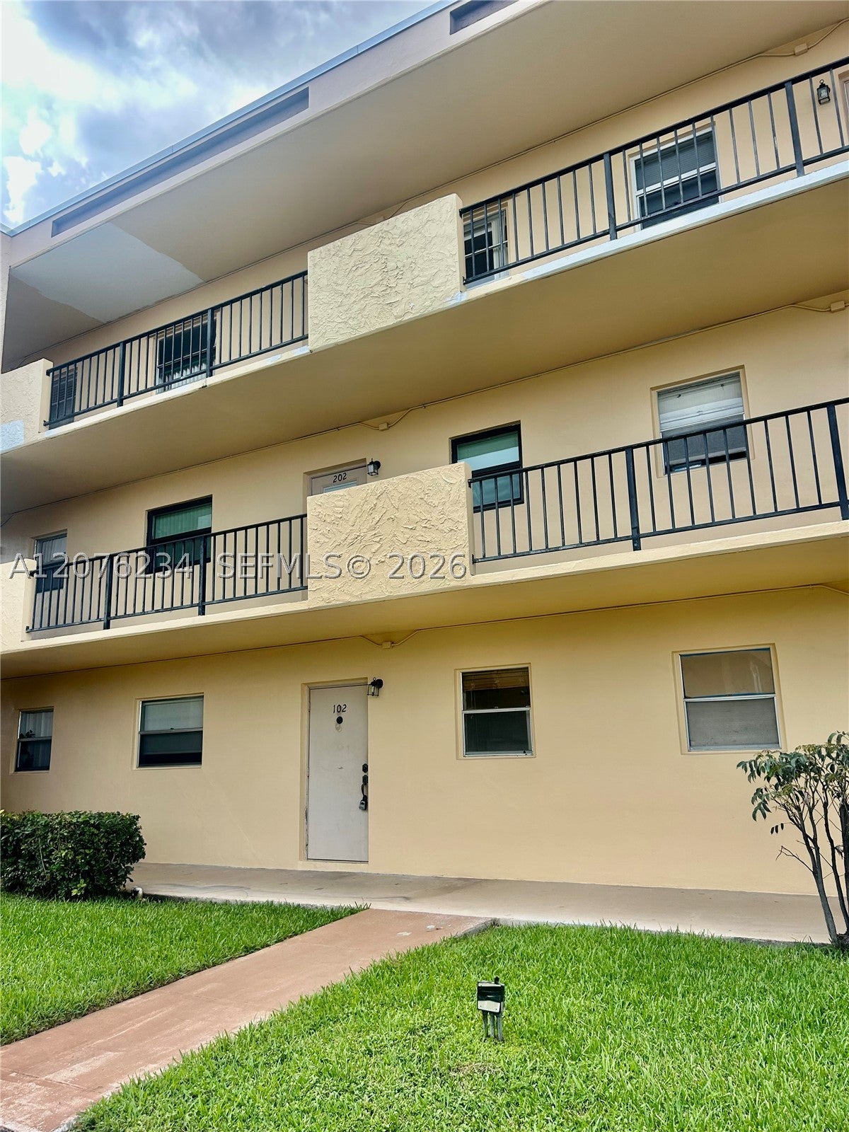 201 Berkley Rd 102