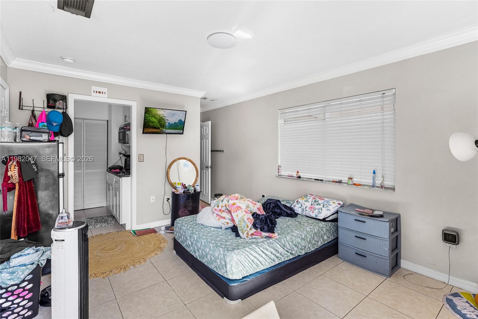 ESTATE HOMES - Residential