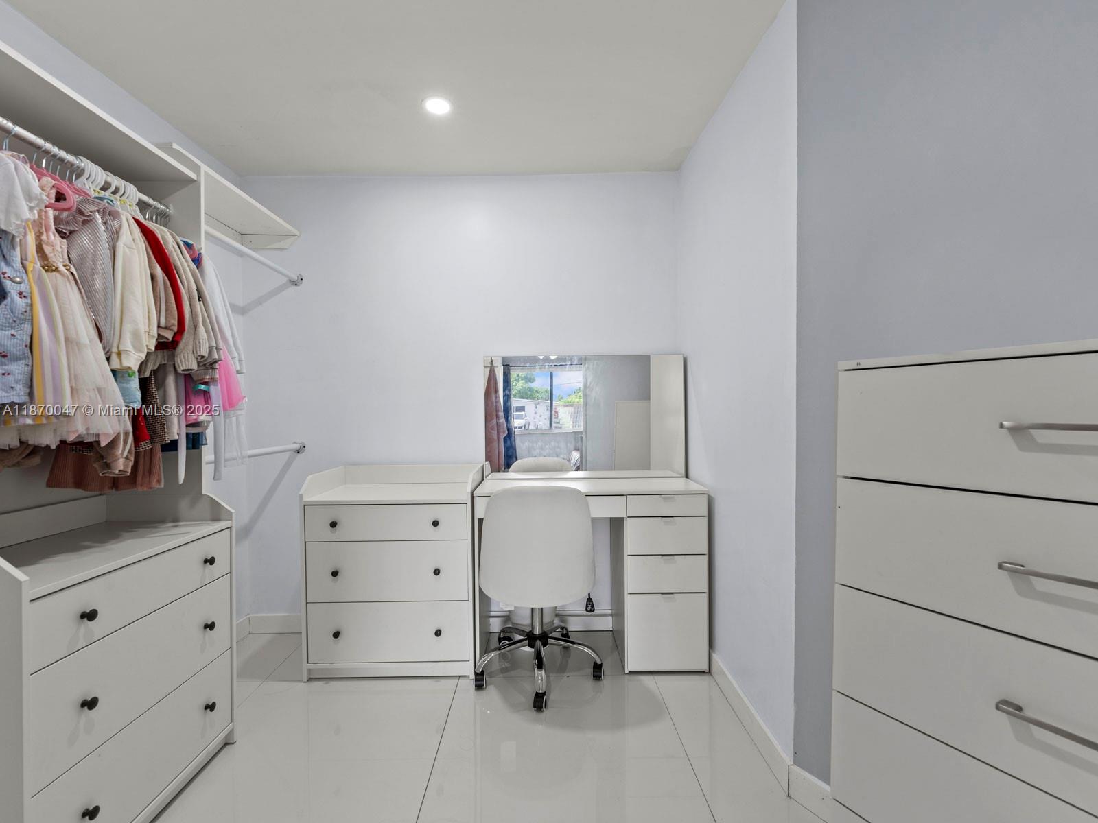 WESTWOOD LAKE 1ST ADDN - Residential