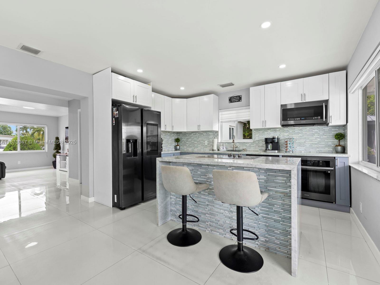 WESTWOOD LAKE 1ST ADDN - Residential