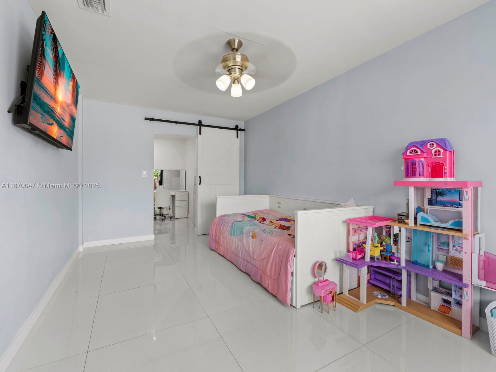 WESTWOOD LAKE 1ST ADDN - Residential