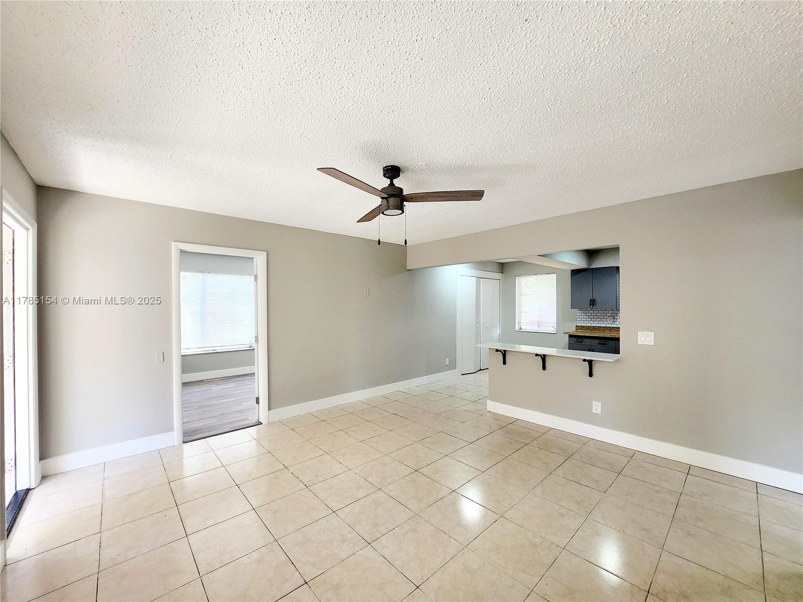 100 NW 40th St 122