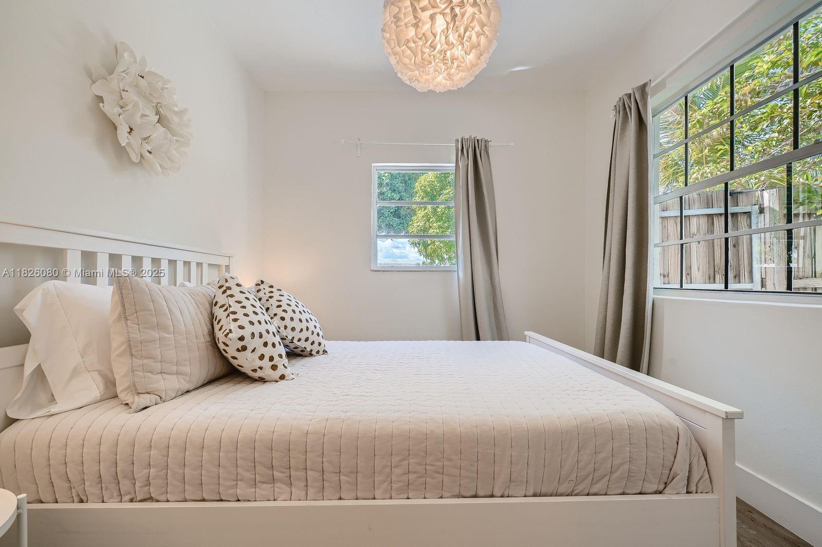 LIGHTHOUSE MANOR - Residential Lease