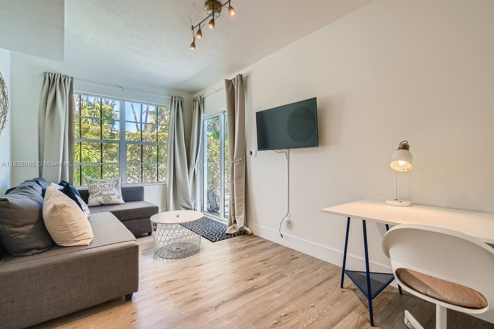 LIGHTHOUSE MANOR - Residential Lease