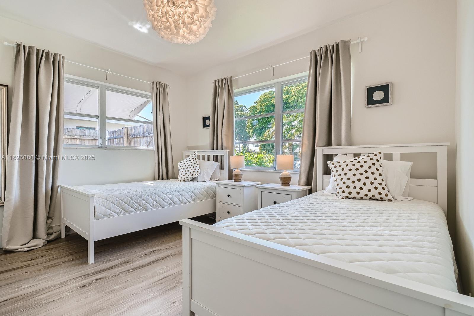 LIGHTHOUSE MANOR - Residential Lease