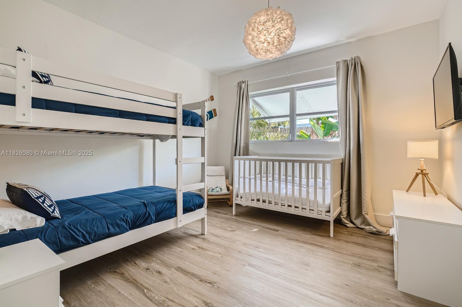 LIGHTHOUSE MANOR - Residential Lease