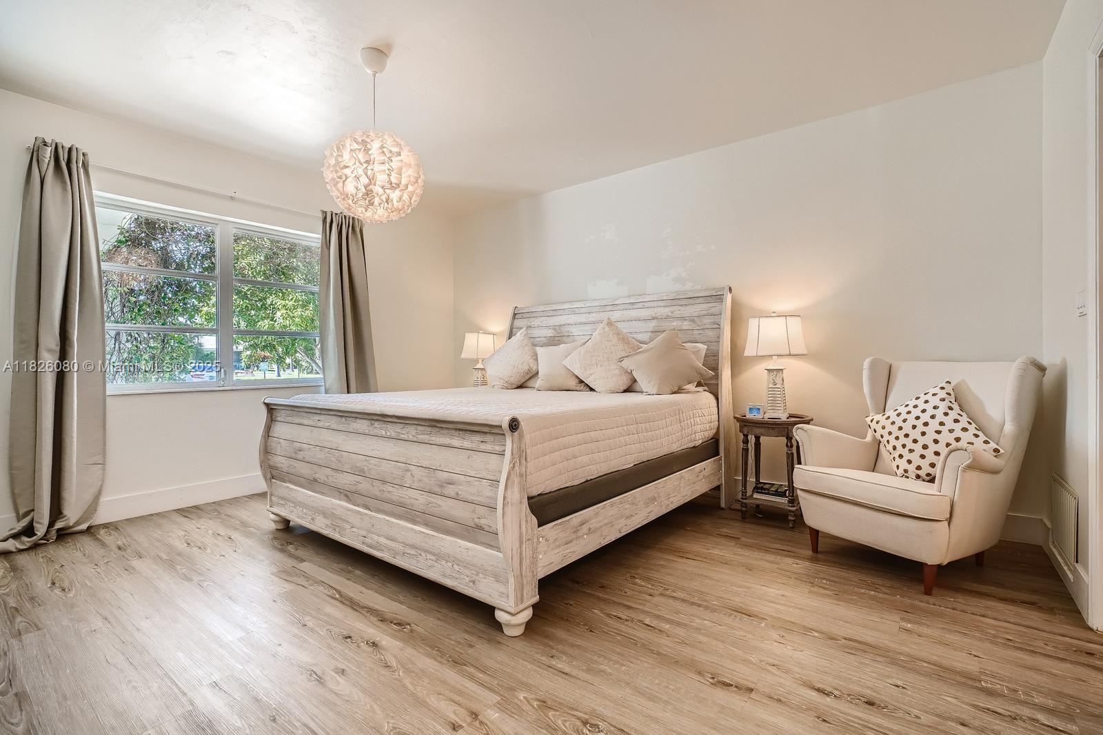 LIGHTHOUSE MANOR - Residential Lease