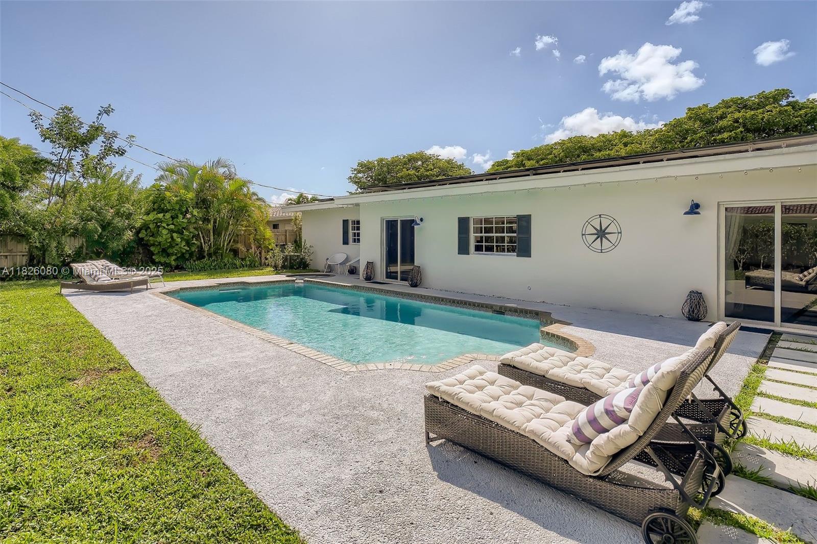 LIGHTHOUSE MANOR - Residential Lease