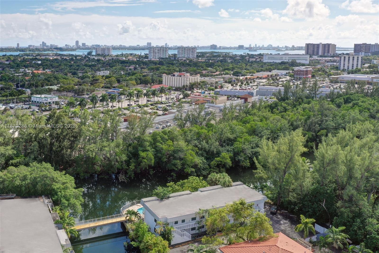 ACQUASTRADA CONDO - Residential Lease