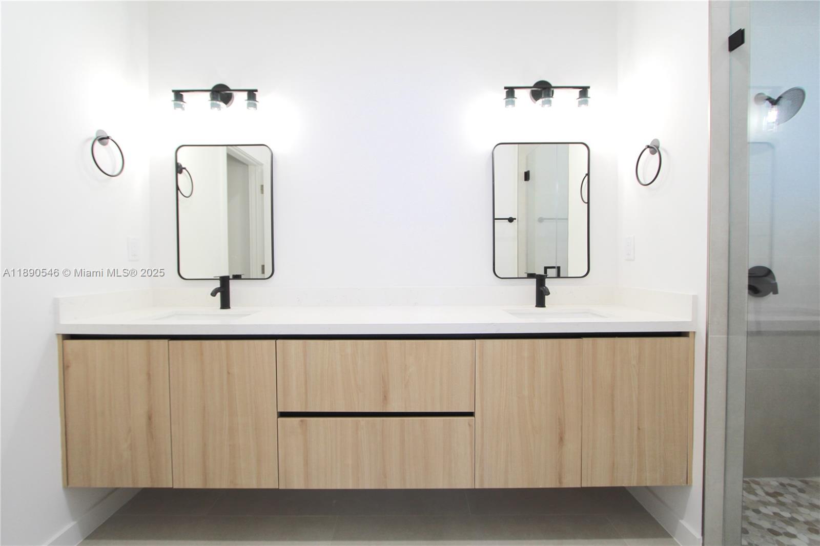 RICHMOND HGTS REPLAT - Residential