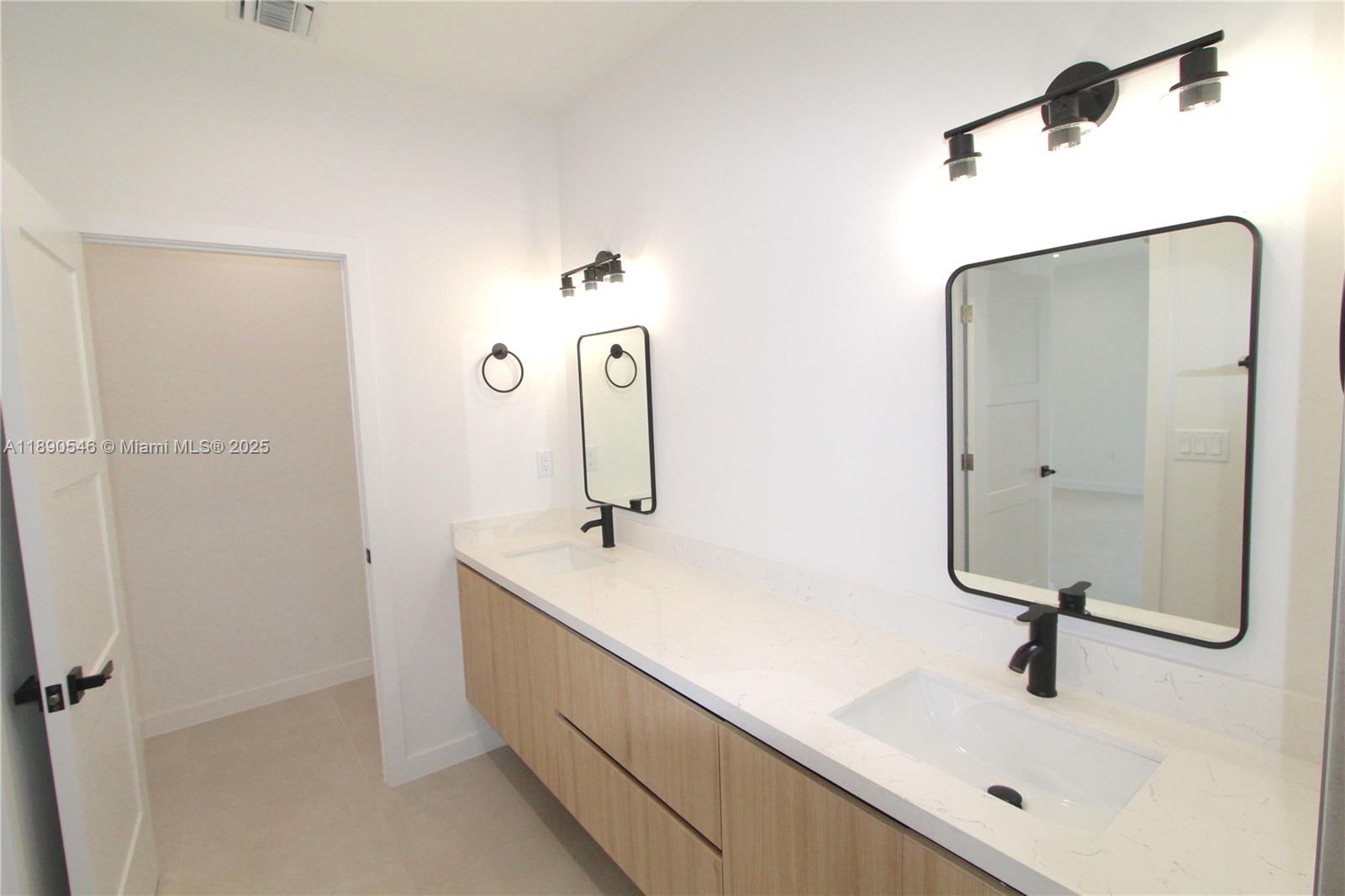 RICHMOND HGTS REPLAT - Residential