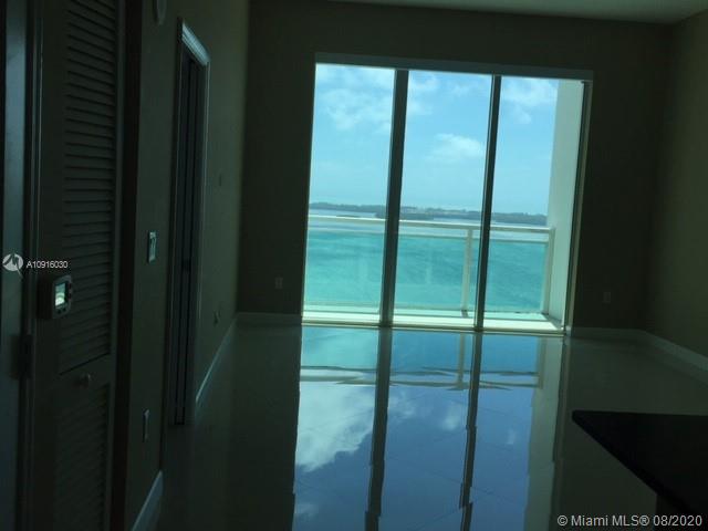 THE PLAZA 901 BRICKELL CO - Residential Lease