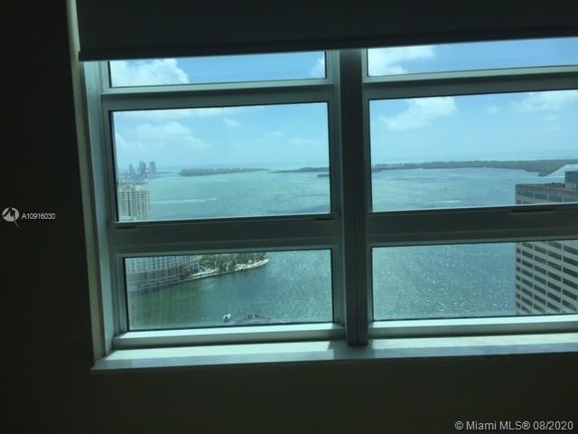 THE PLAZA 901 BRICKELL CO - Residential Lease