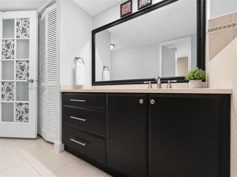 Tiny photo for 5701 Collins Ave #1711, Miami Beach, FL 33140 (MLS # A12032494)