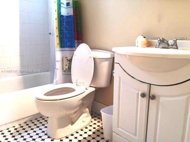 7315 BYRON AVE CONDO - Residential Lease