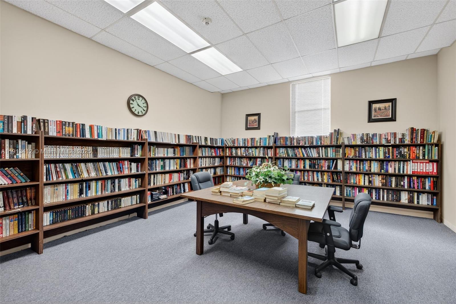 LAUDERDALE OAKS CONDO XII - Residential