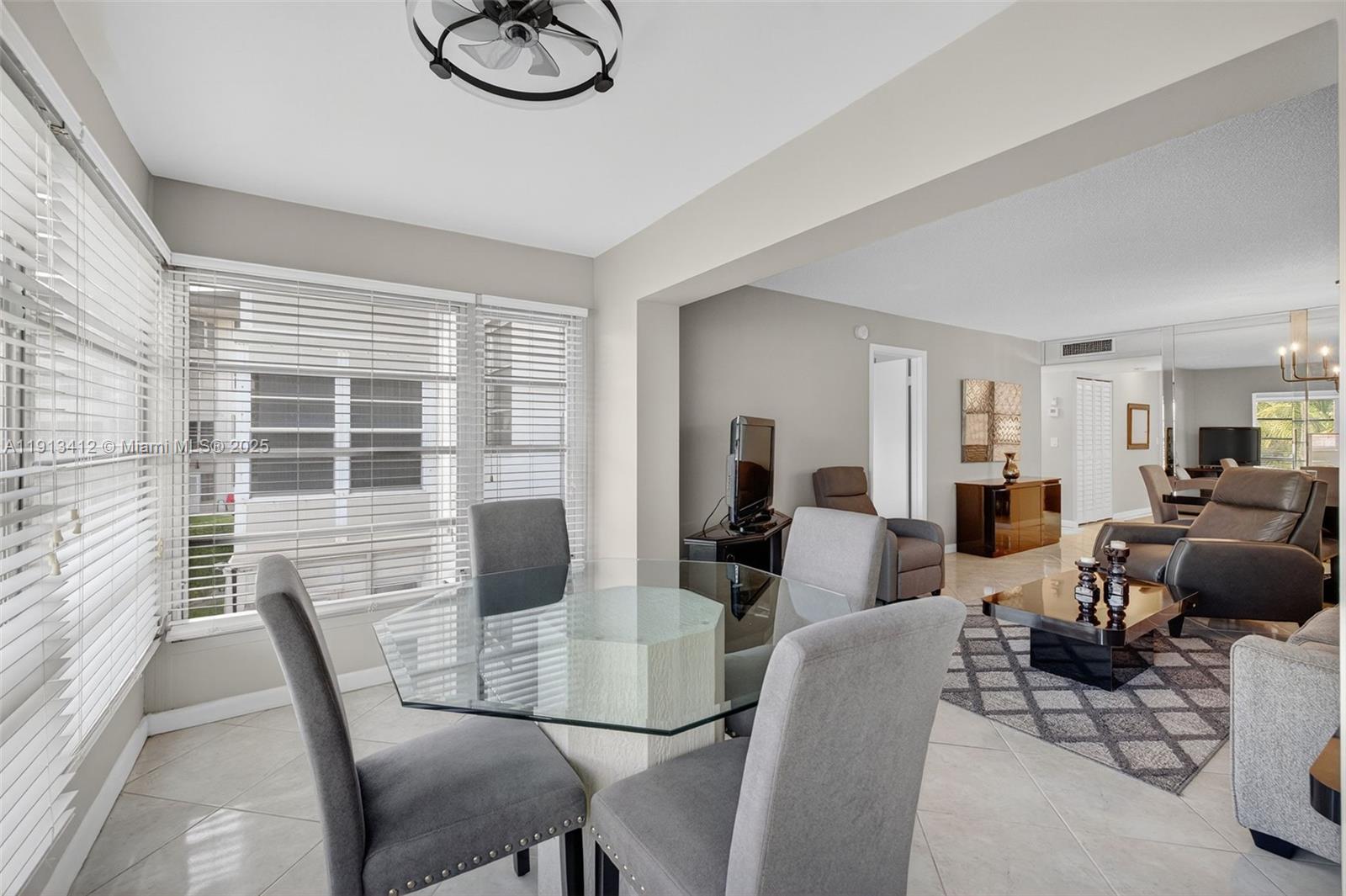 LAUDERDALE OAKS CONDO XII - Residential