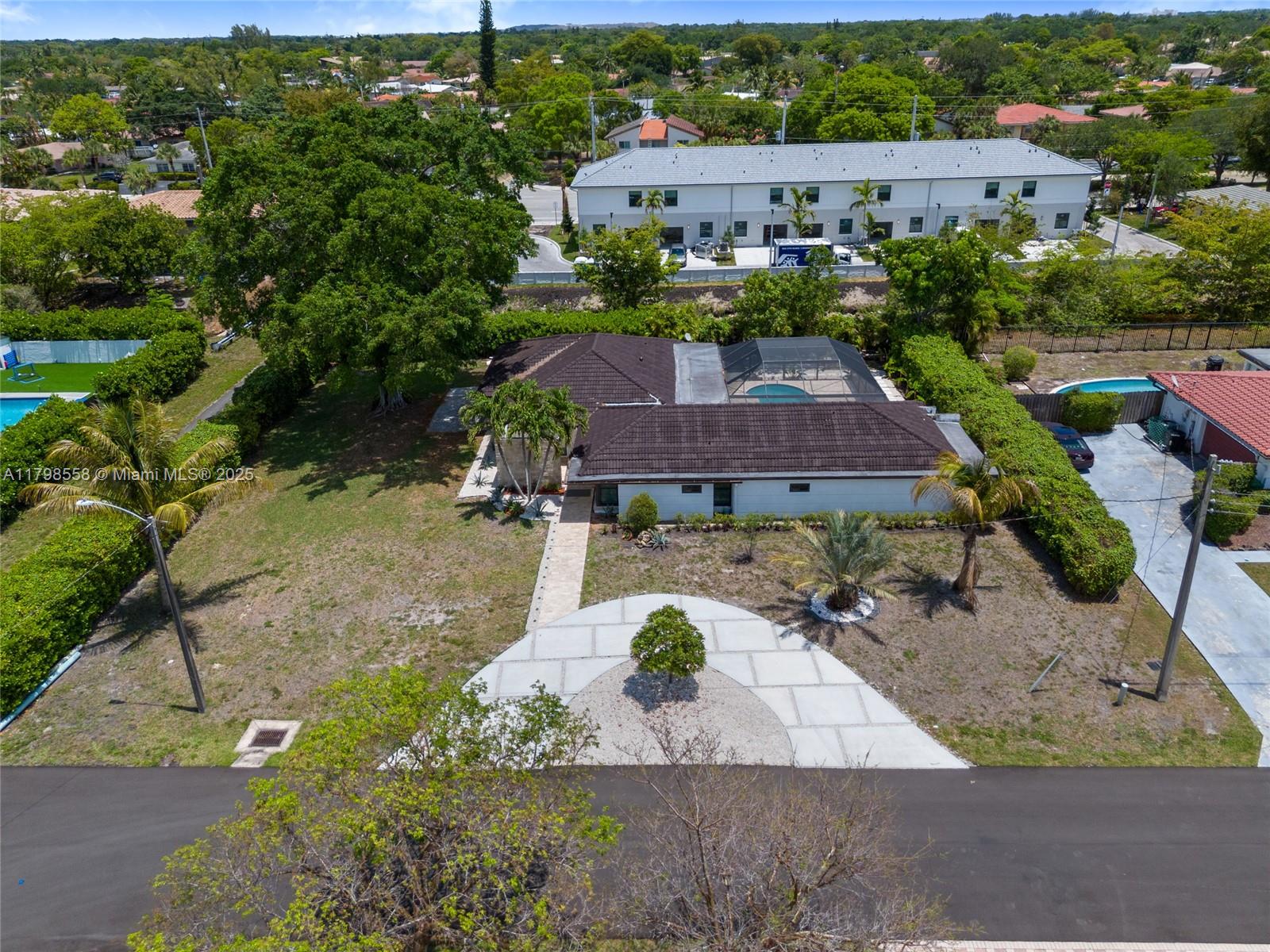 CORAL SPRINGS II - Residential