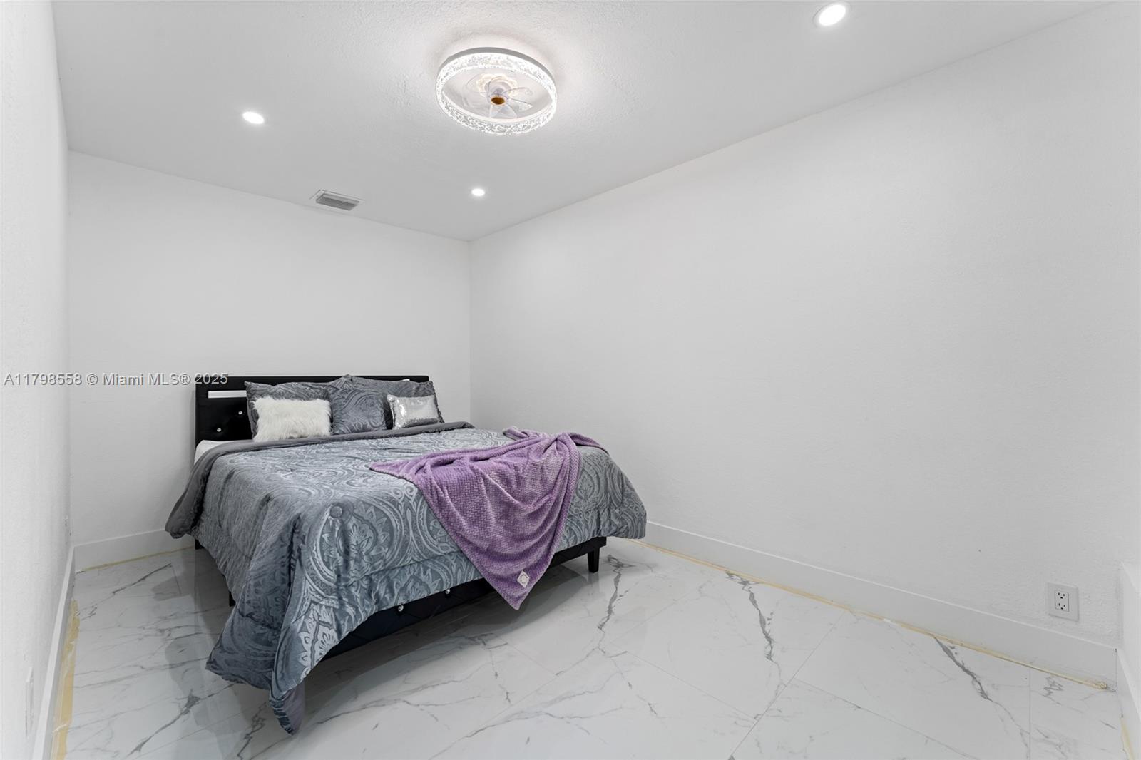 CORAL SPRINGS II - Residential