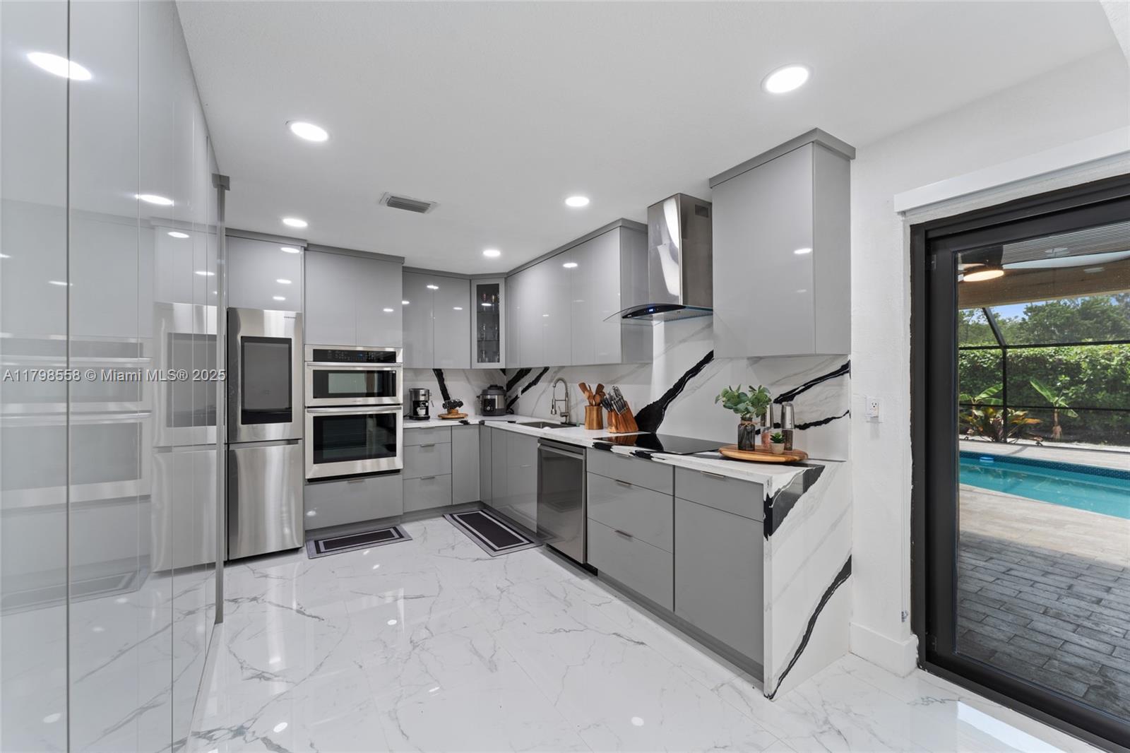 CORAL SPRINGS II - Residential
