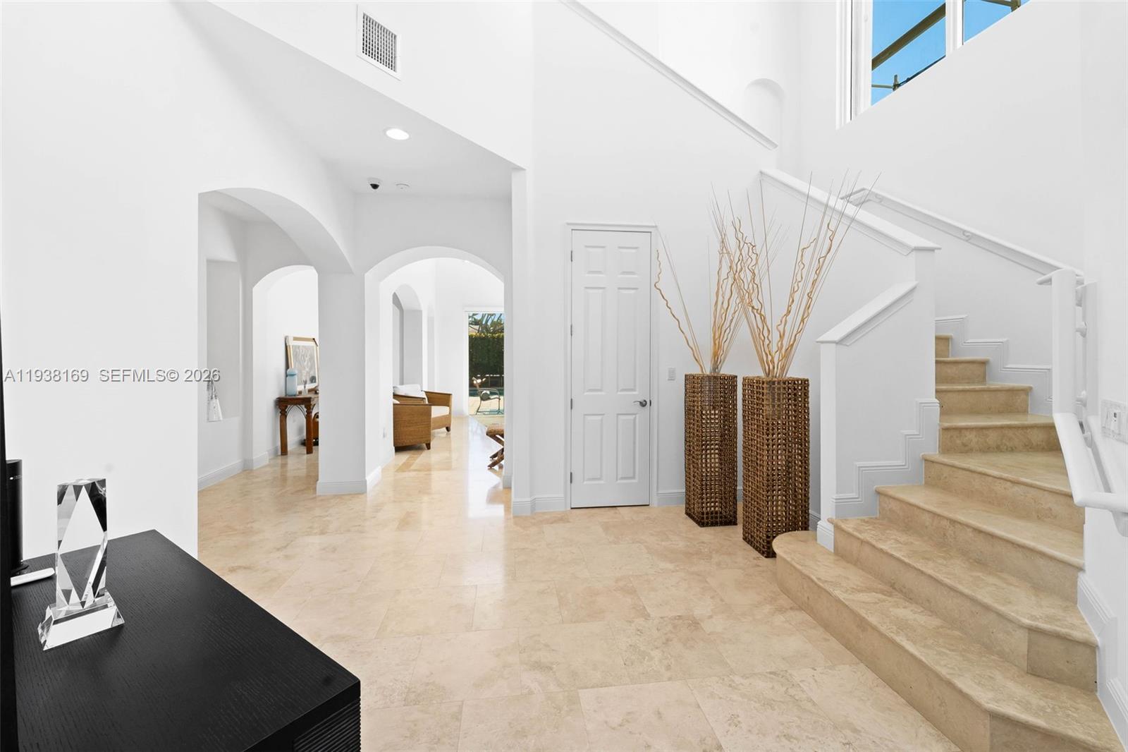 BISCAYNE POINT - Residential