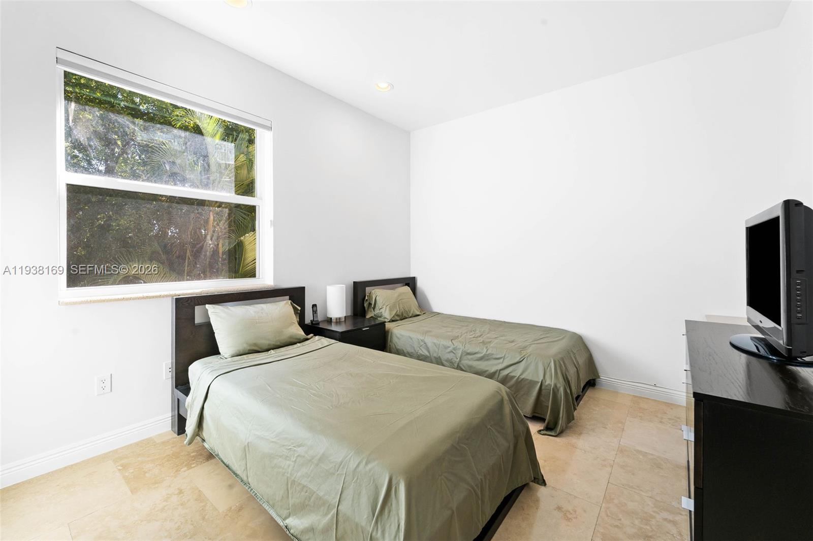 BISCAYNE POINT - Residential