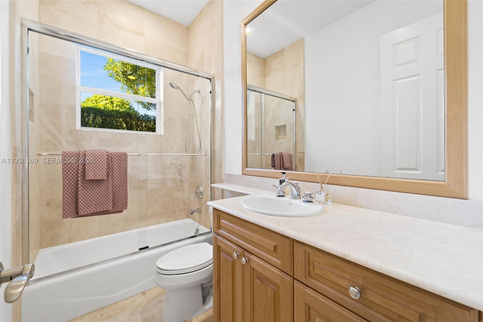 BISCAYNE POINT - Residential