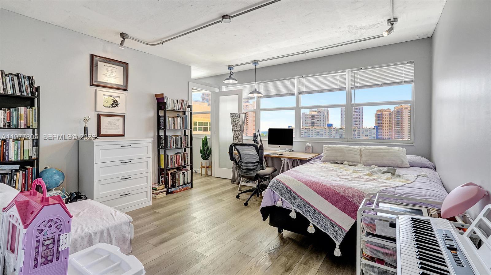 Golden Sails Condo - Residential