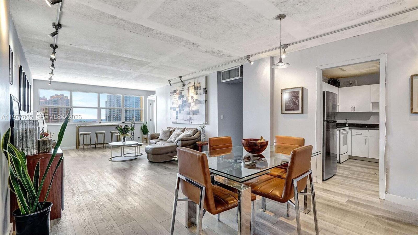 Golden Sails Condo - Residential