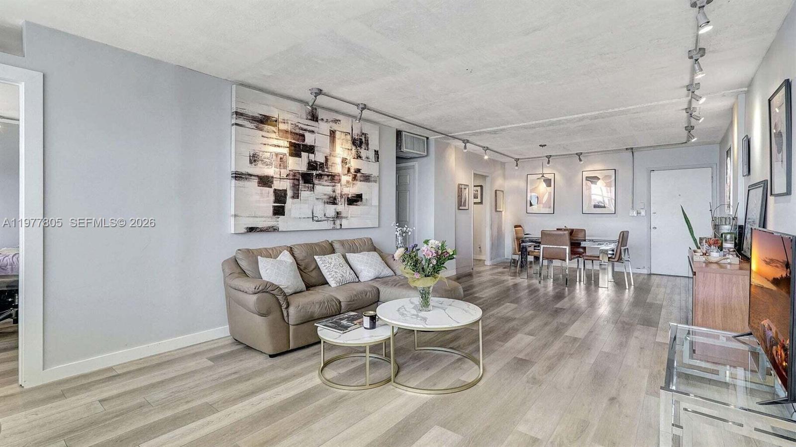 Golden Sails Condo - Residential