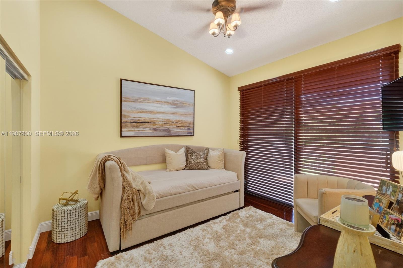 MARINA COVE AT HARBOR VIL - Residential