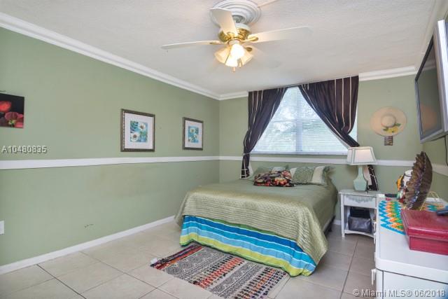 LIME BAY 5 CONDO - Residential