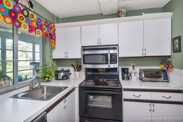 LIME BAY 5 CONDO - Residential