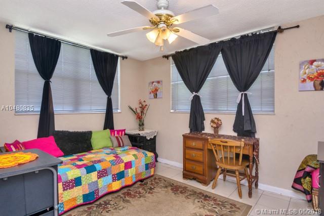 LIME BAY 5 CONDO - Residential