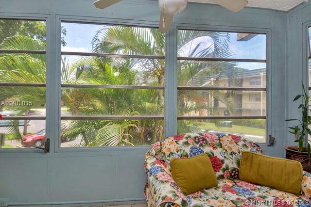 LIME BAY 5 CONDO - Residential