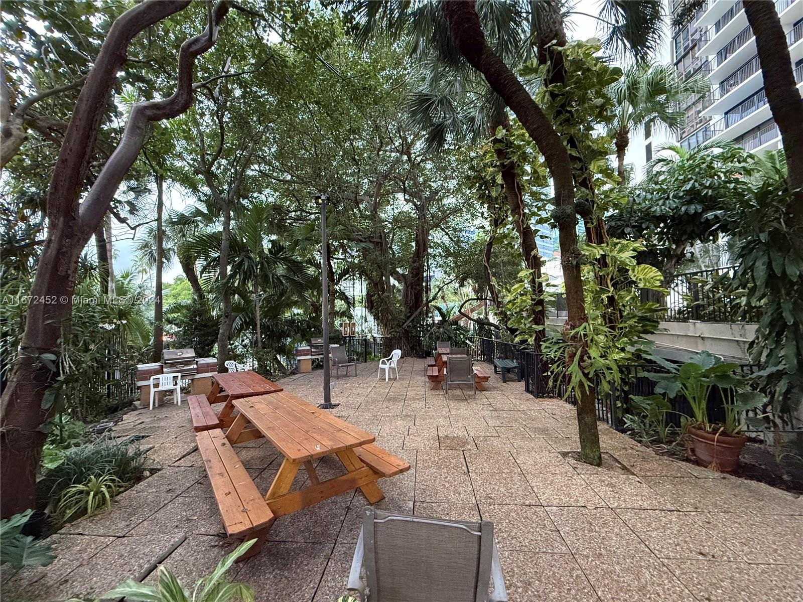 COSTA BELLA CONDO - Residential