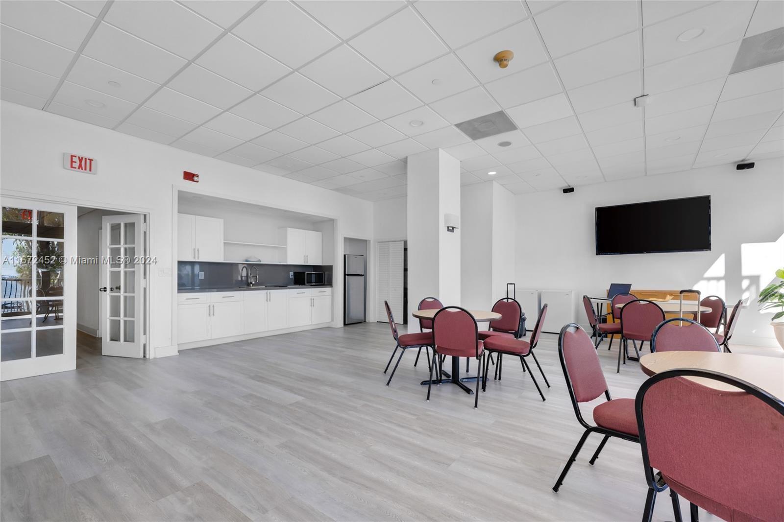 COSTA BELLA CONDO - Residential