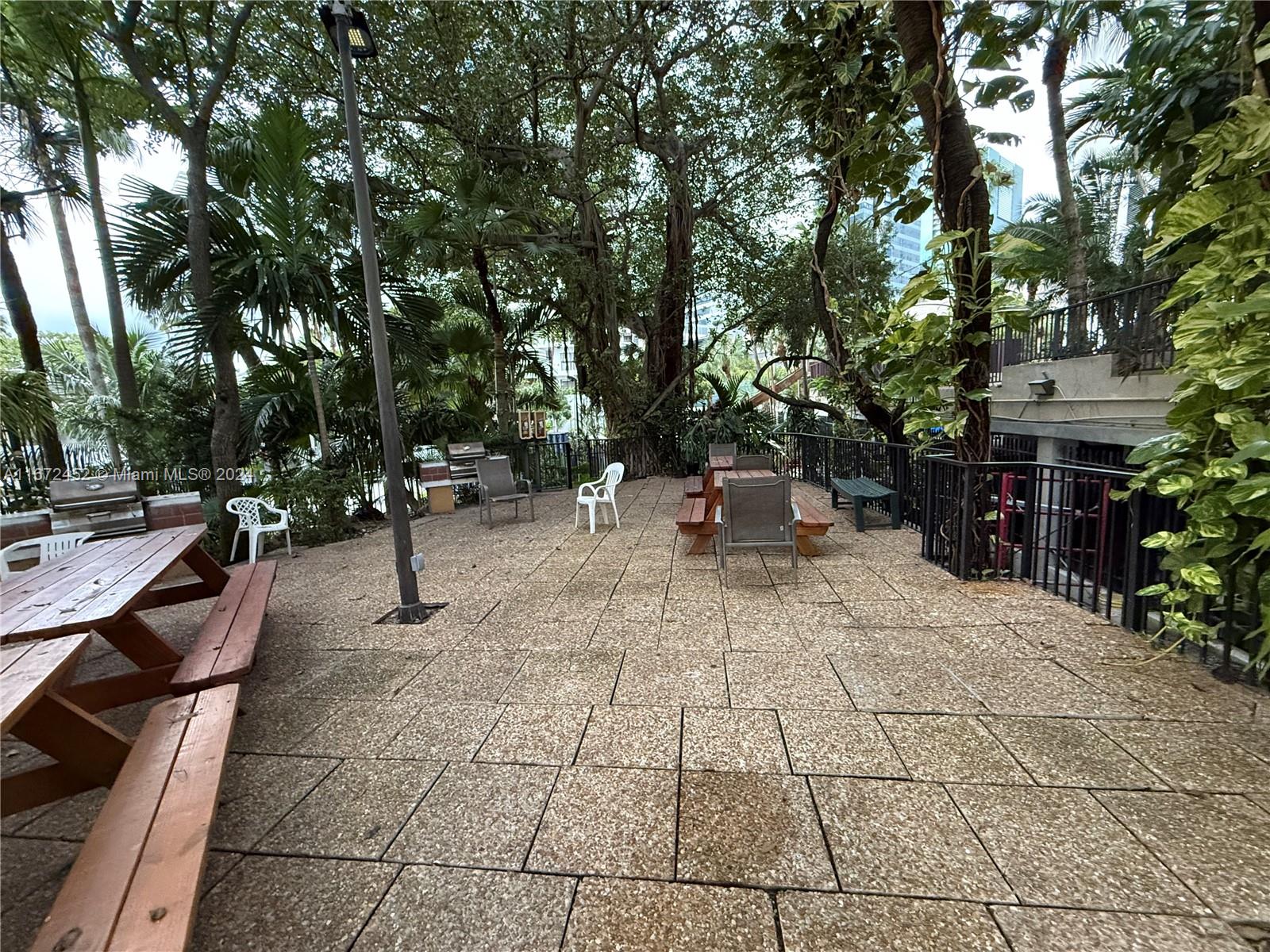 COSTA BELLA CONDO - Residential