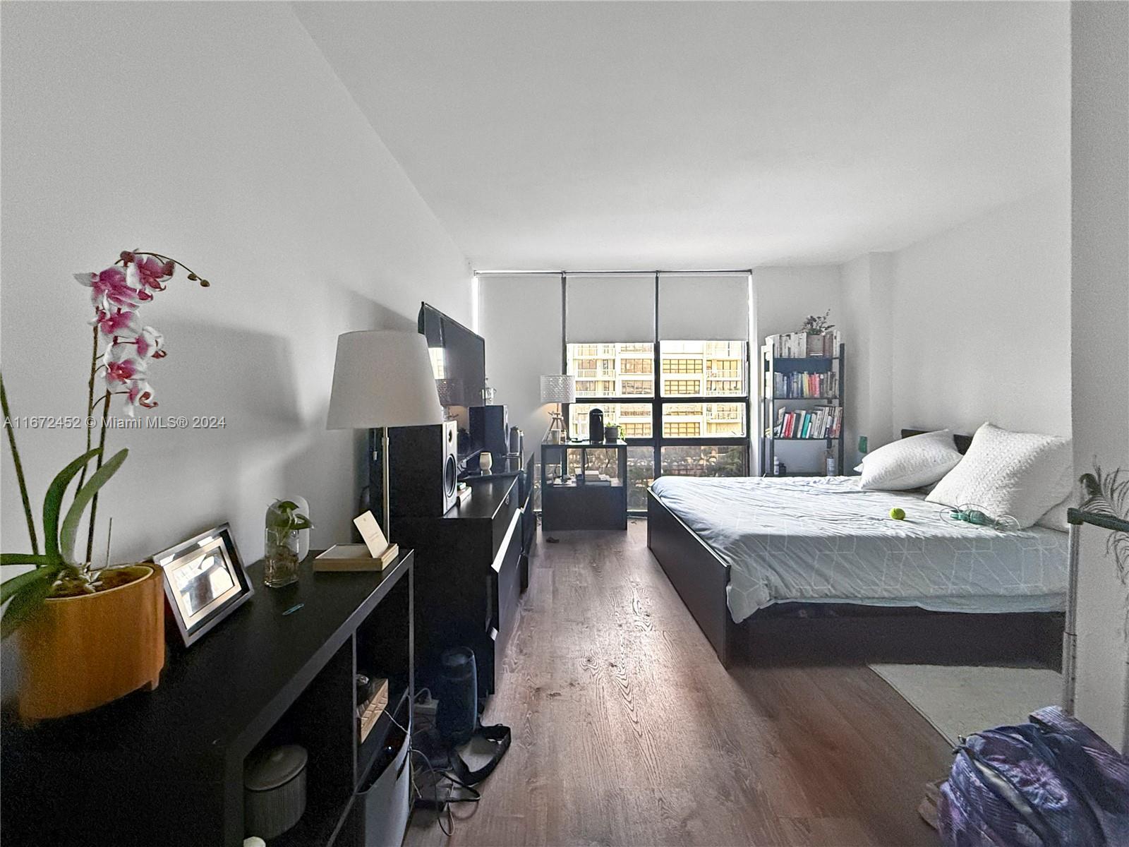 COSTA BELLA CONDO - Residential