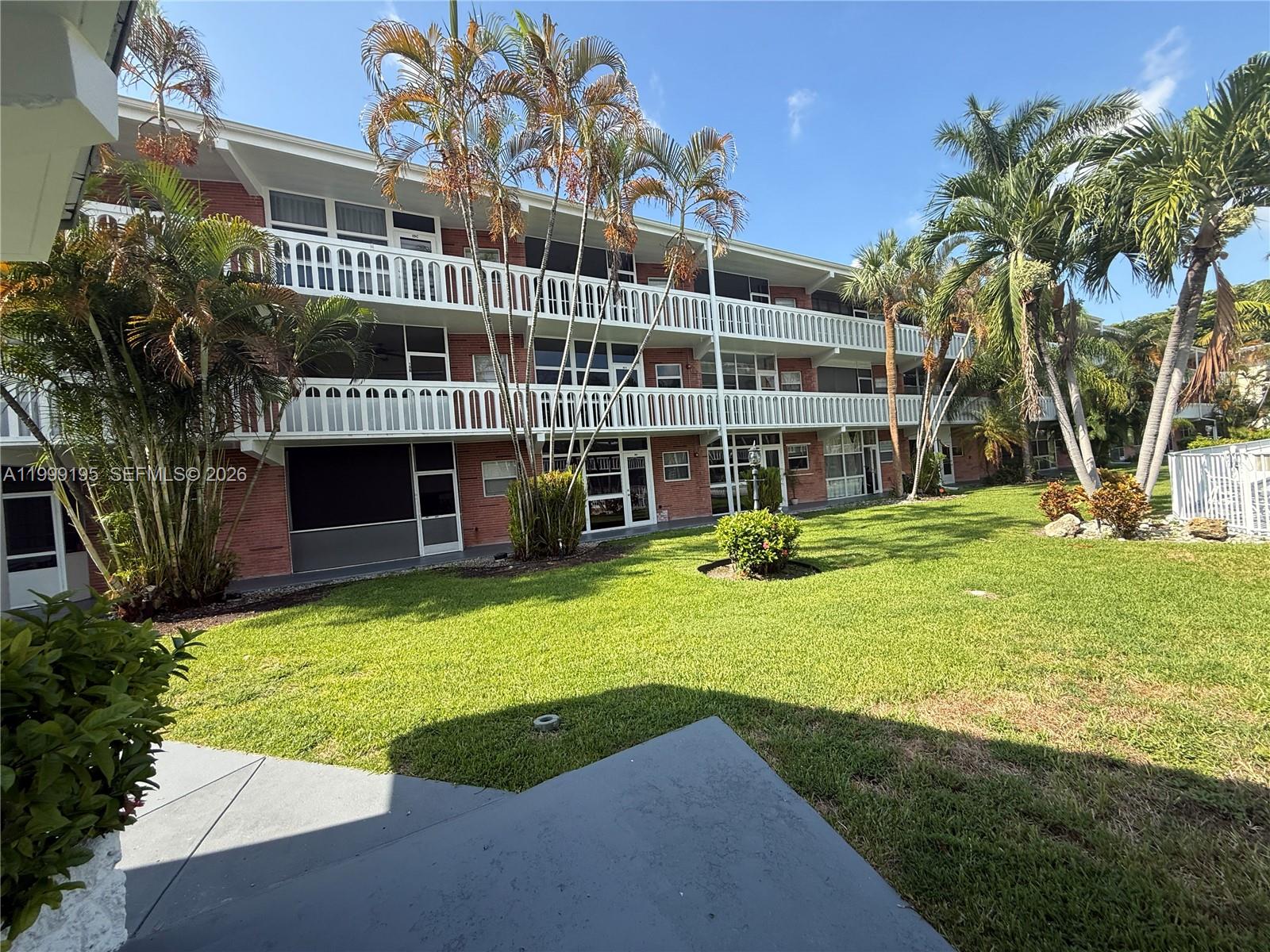 ELDORADO COUNTRY CLUB TOW - Residential