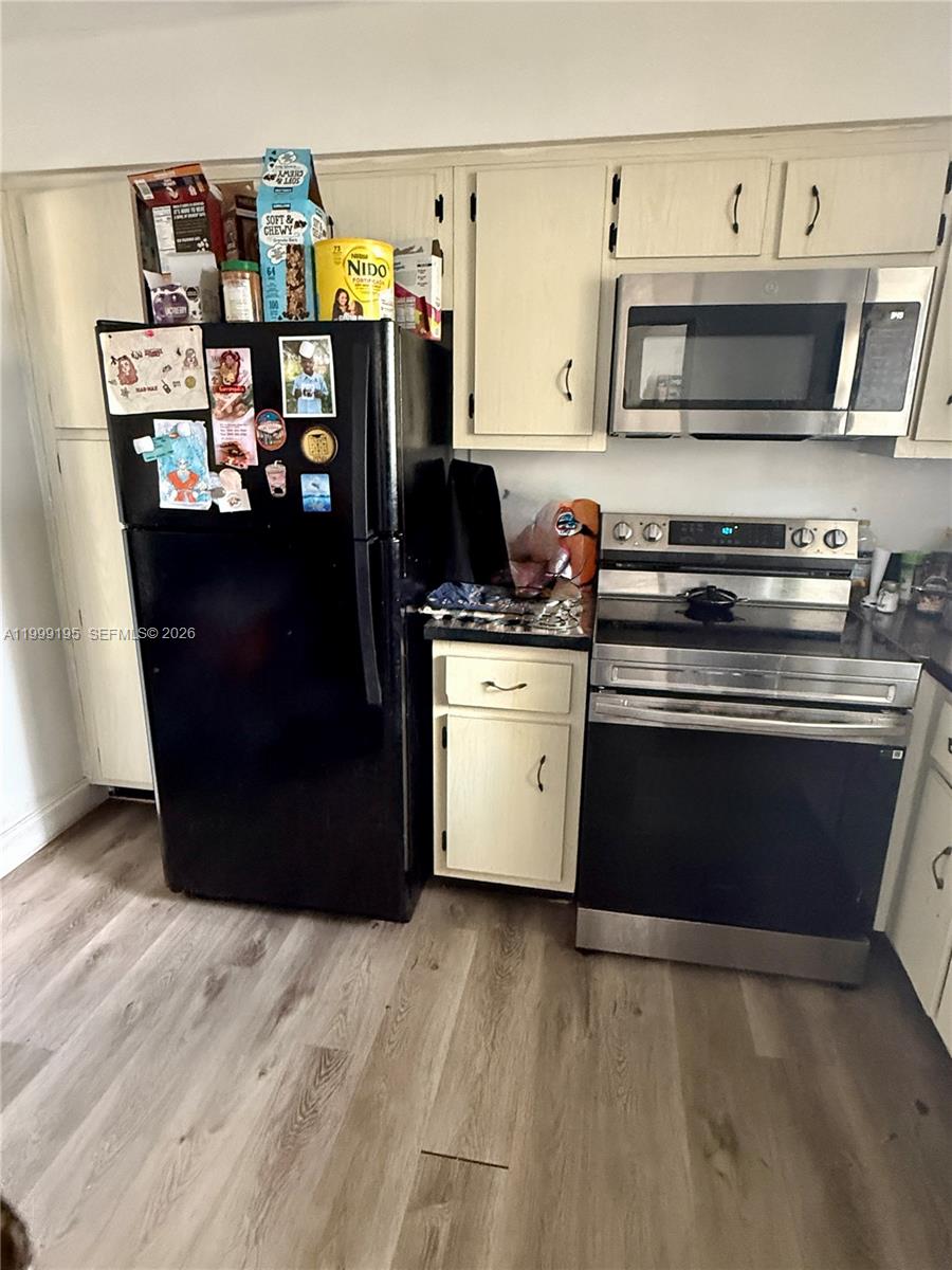 ELDORADO COUNTRY CLUB TOW - Residential