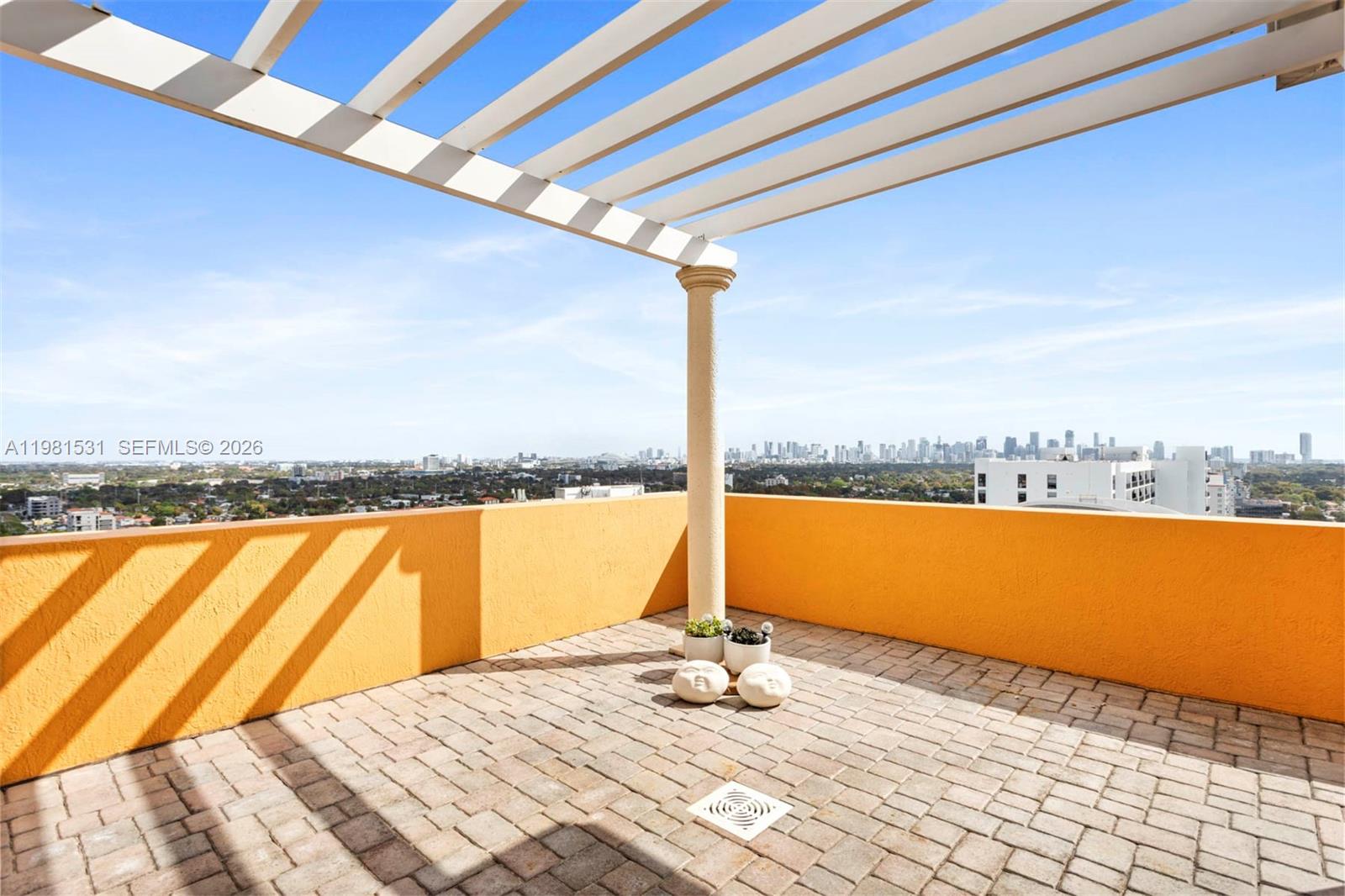 GABLES MARQUIS CONDO - Residential