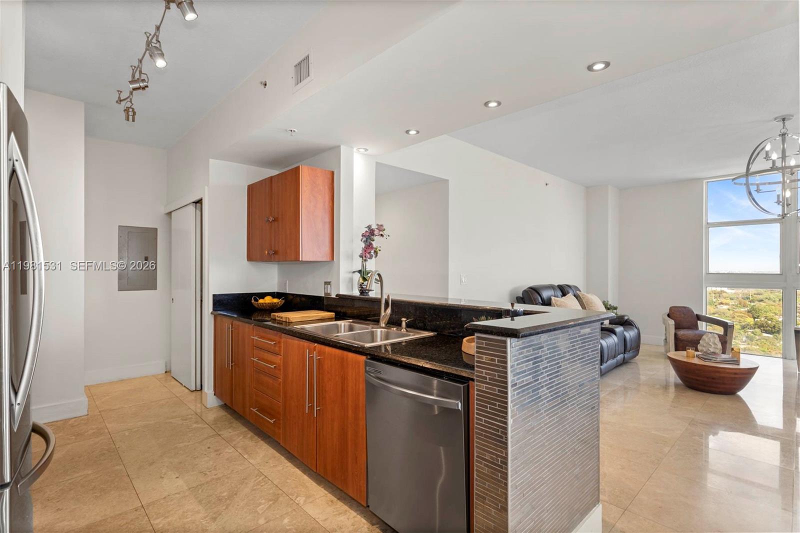 GABLES MARQUIS CONDO - Residential