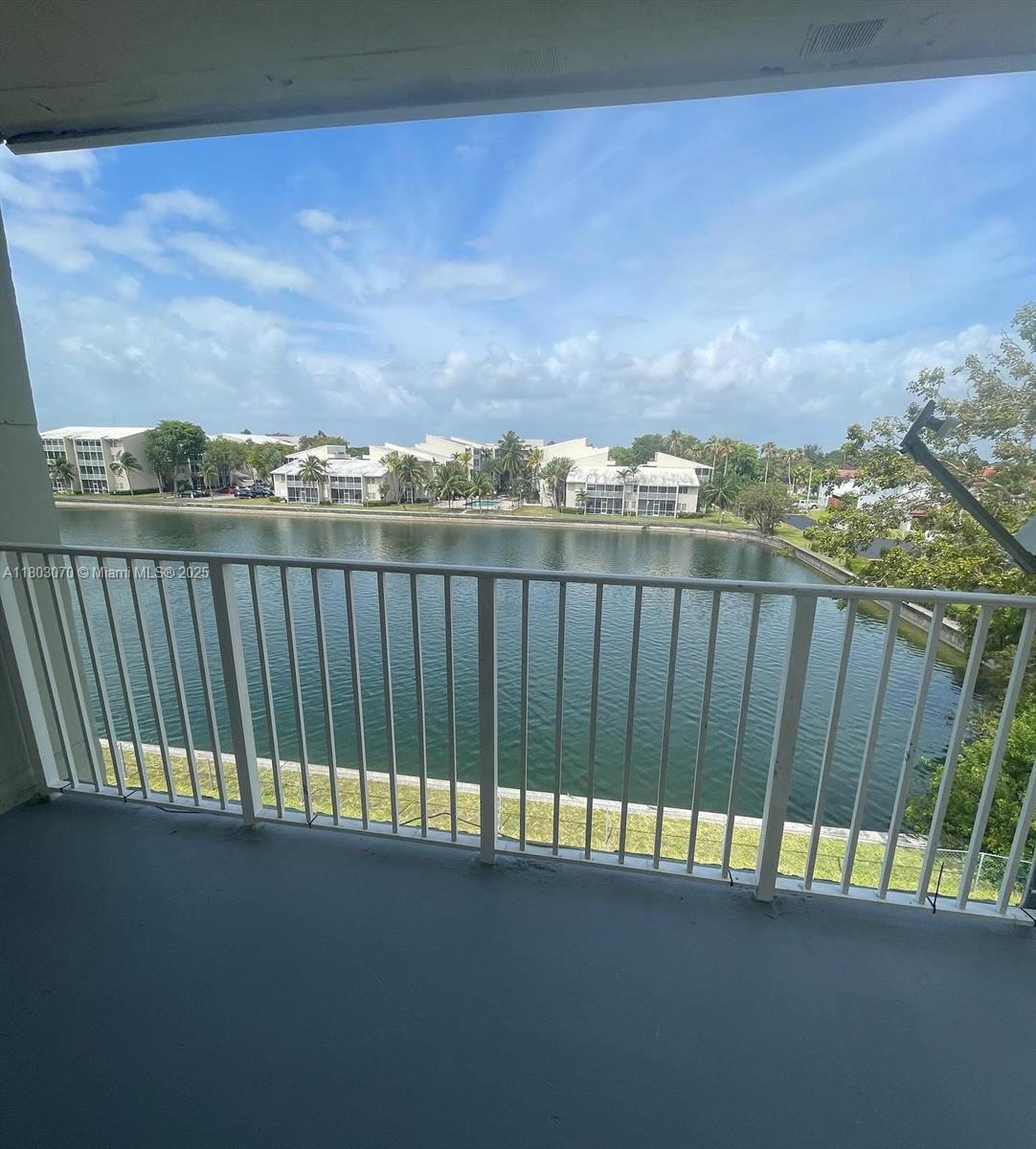 Rental Property at 8260 Sw 210th St 320, Cutler Bay, Miami-Dade County, Florida - Bedrooms: 2 
Bathrooms: 2  - $2,300 MO.