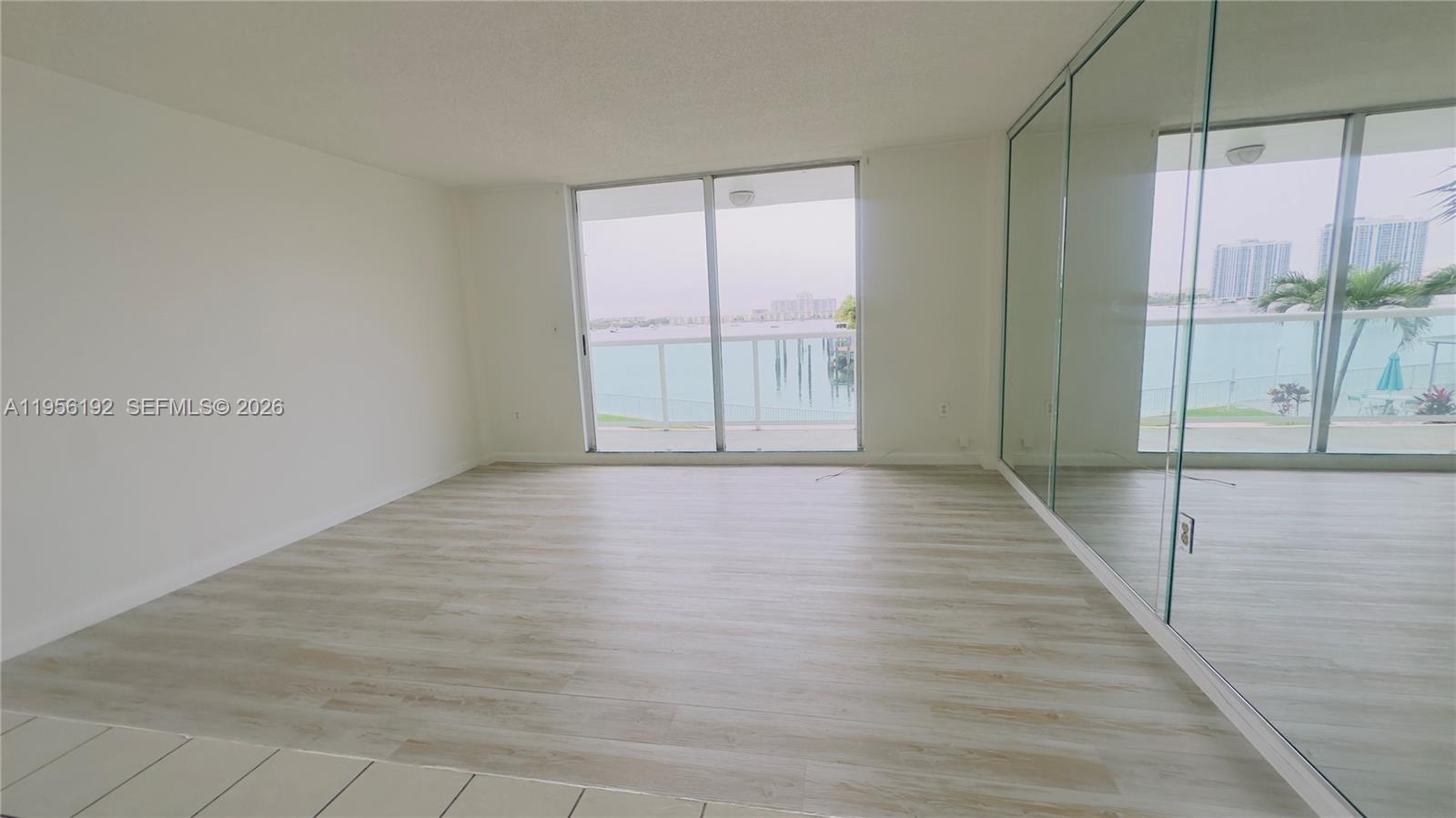 2841 NE 163rd St 207