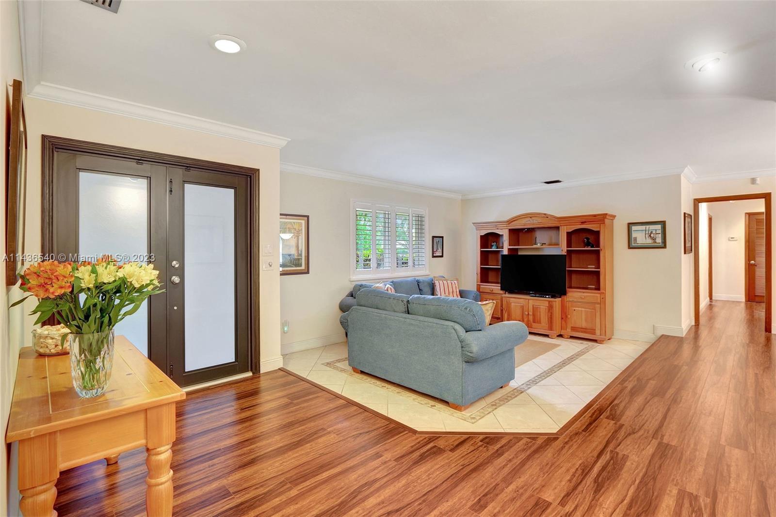 CHARLOTTE ESTATES - Residential