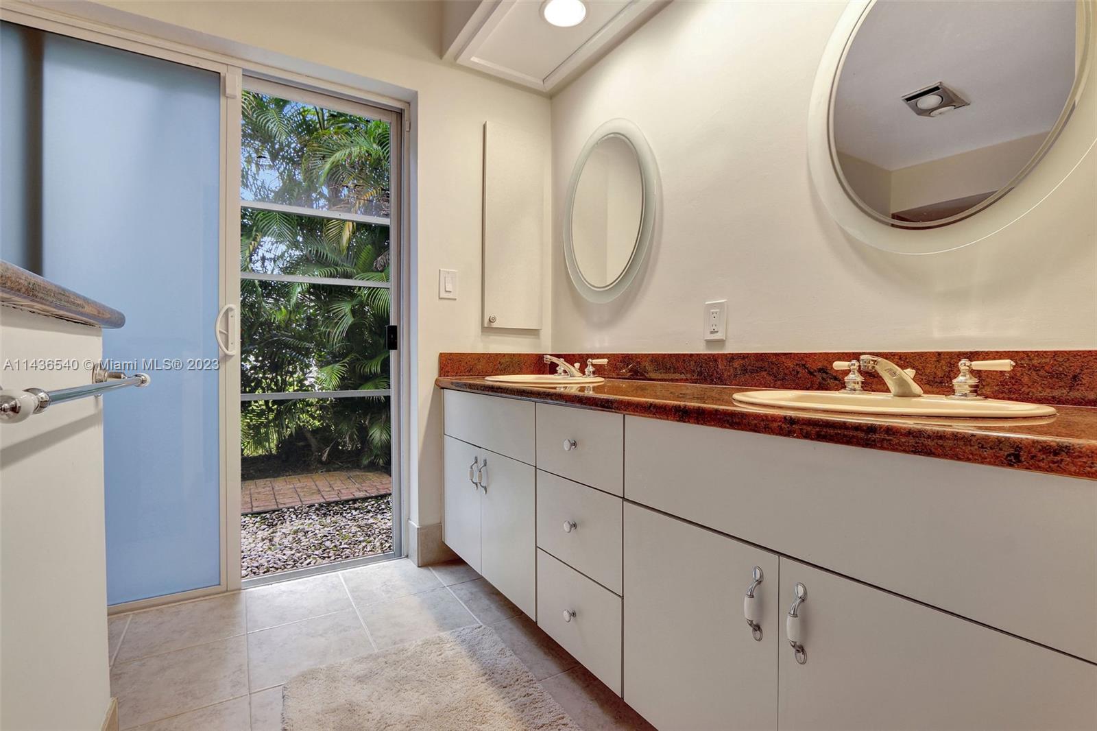 CHARLOTTE ESTATES - Residential