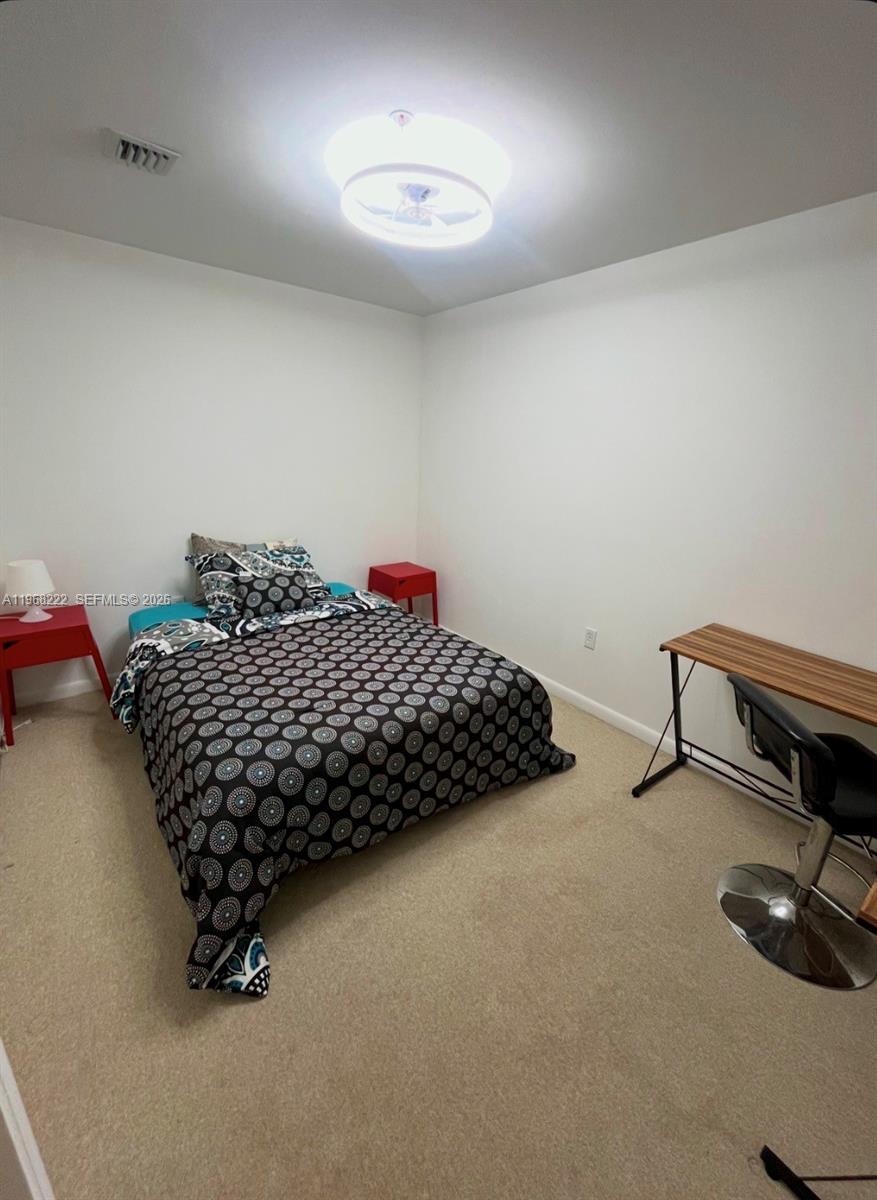 VIZCAYNE SOUTH CONDO - Residential