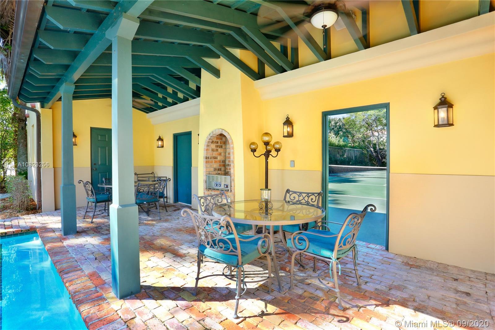HAMMOCK OAKS HARBOR SEC 3 - Residential
